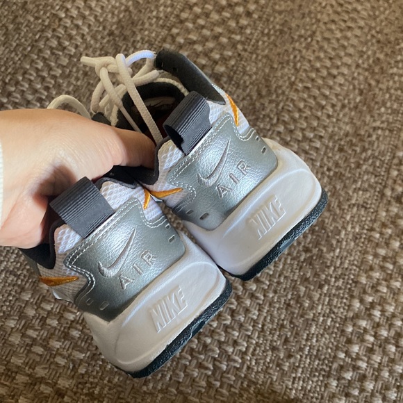 Nike sneakers - Picture 5 of 8